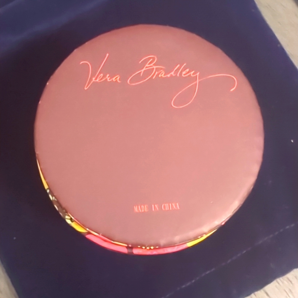 Vera Bradley watch box - Picture 2 of 4